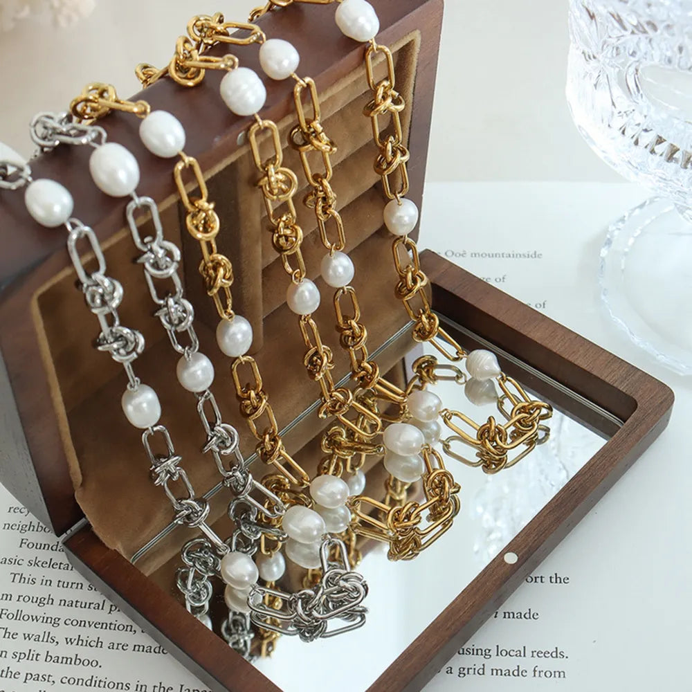 Collier perles d'eau douce, acier titane