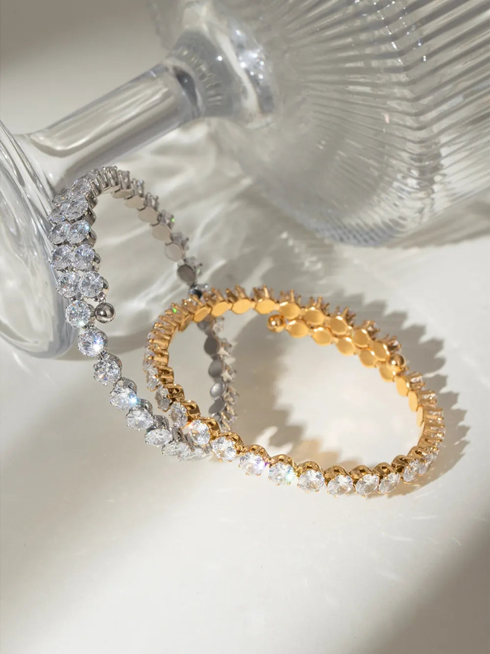Bracelet zircon serti, acier inoxydable fin
