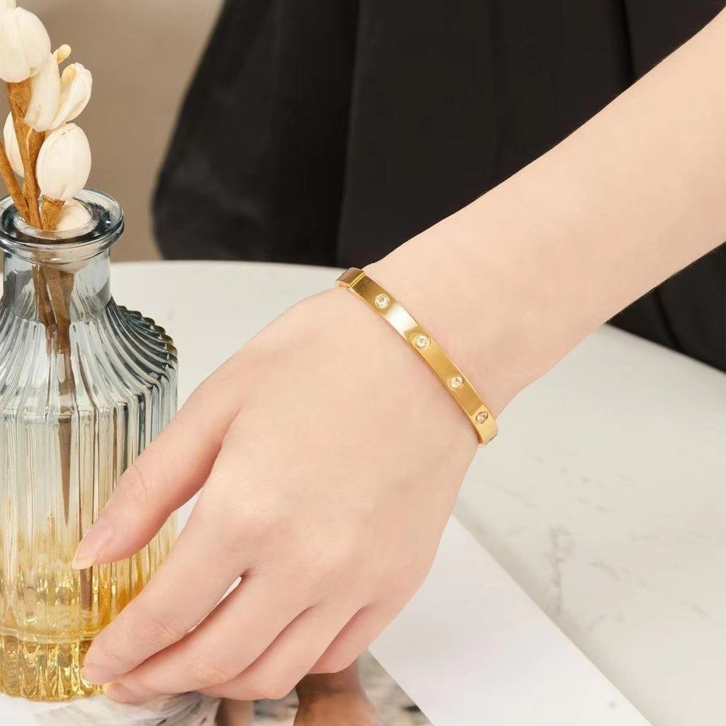 Bracelet minimaliste élégant