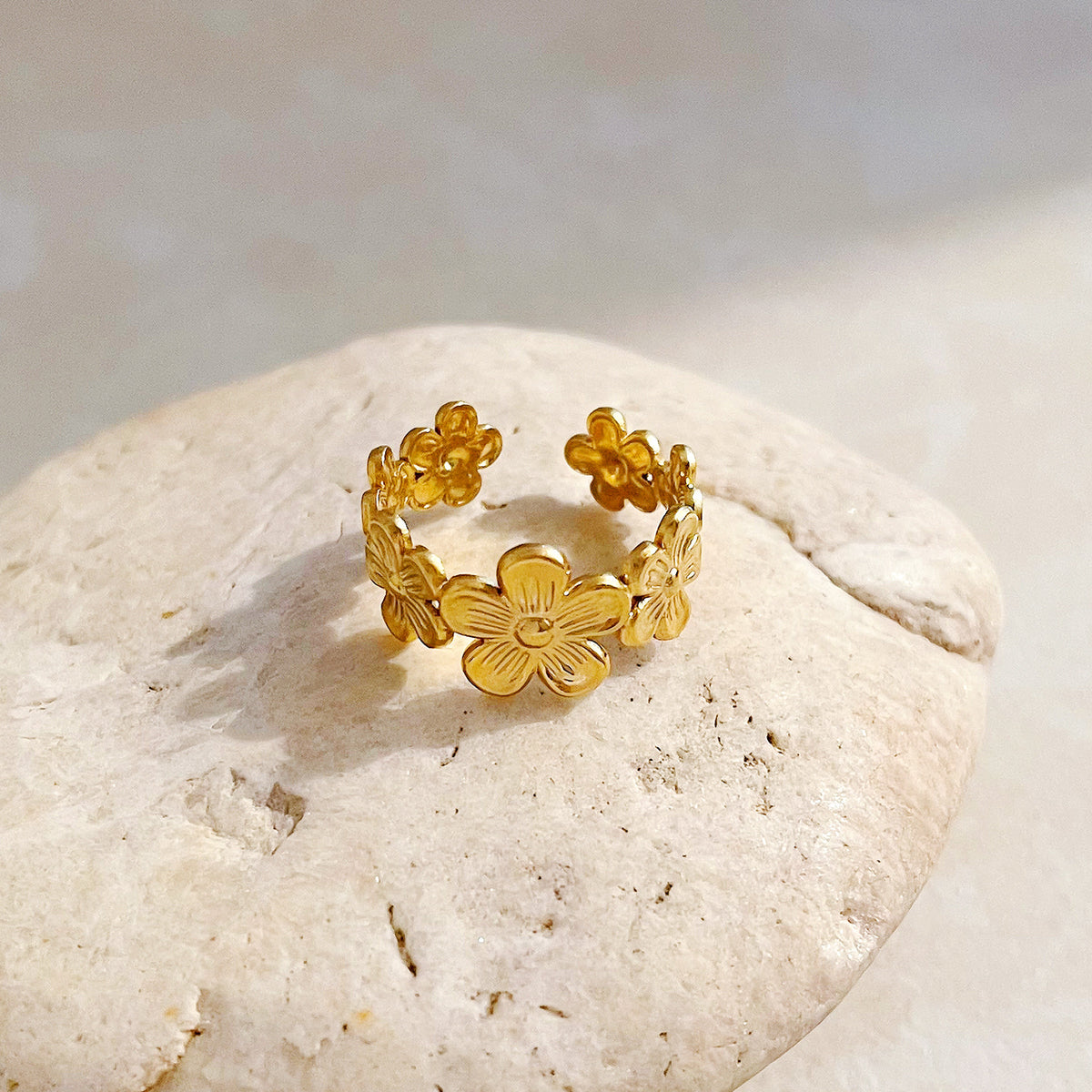 Bague ouverte fleur, style européen