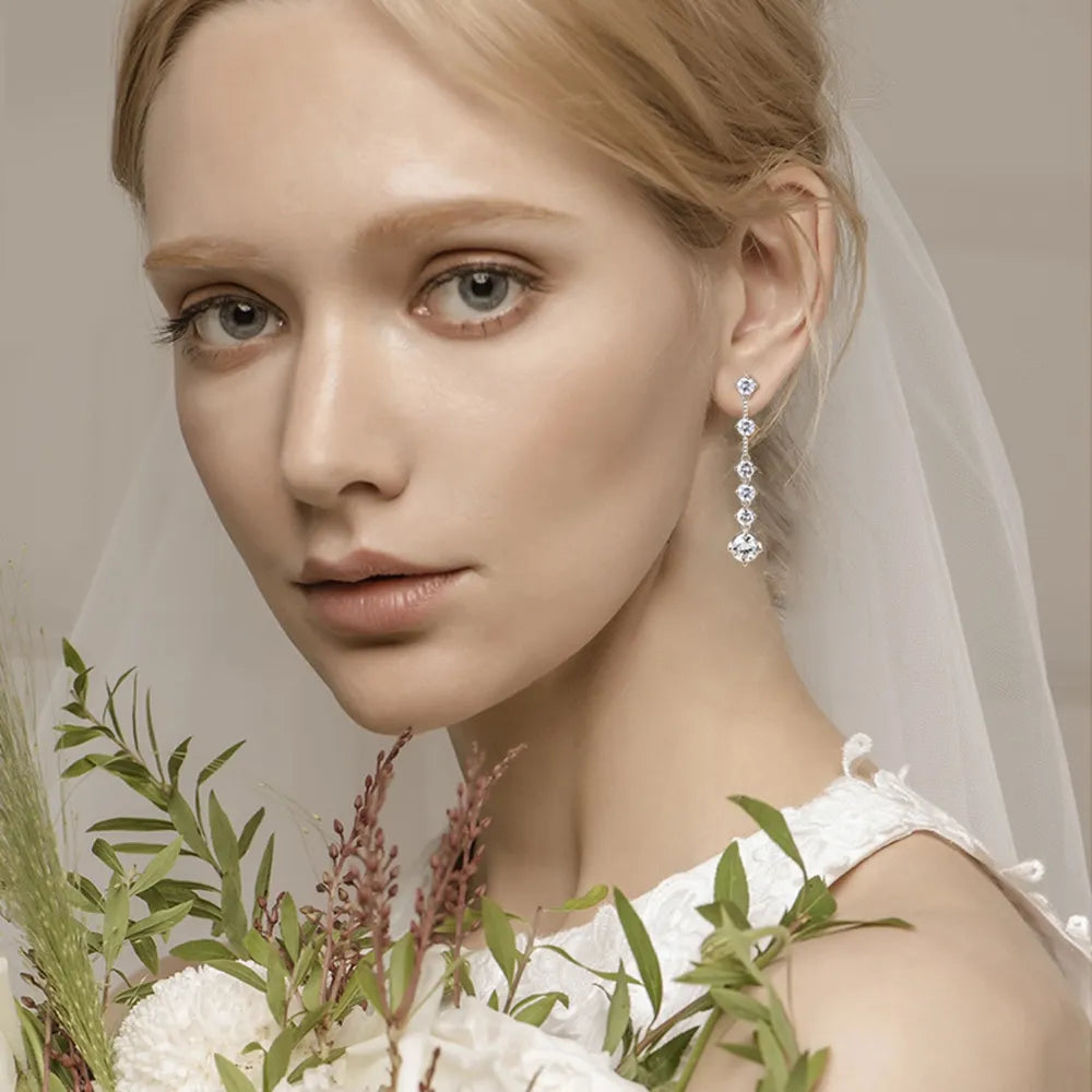 Boucles d'oreilles moissanite 4 carats, style élégant