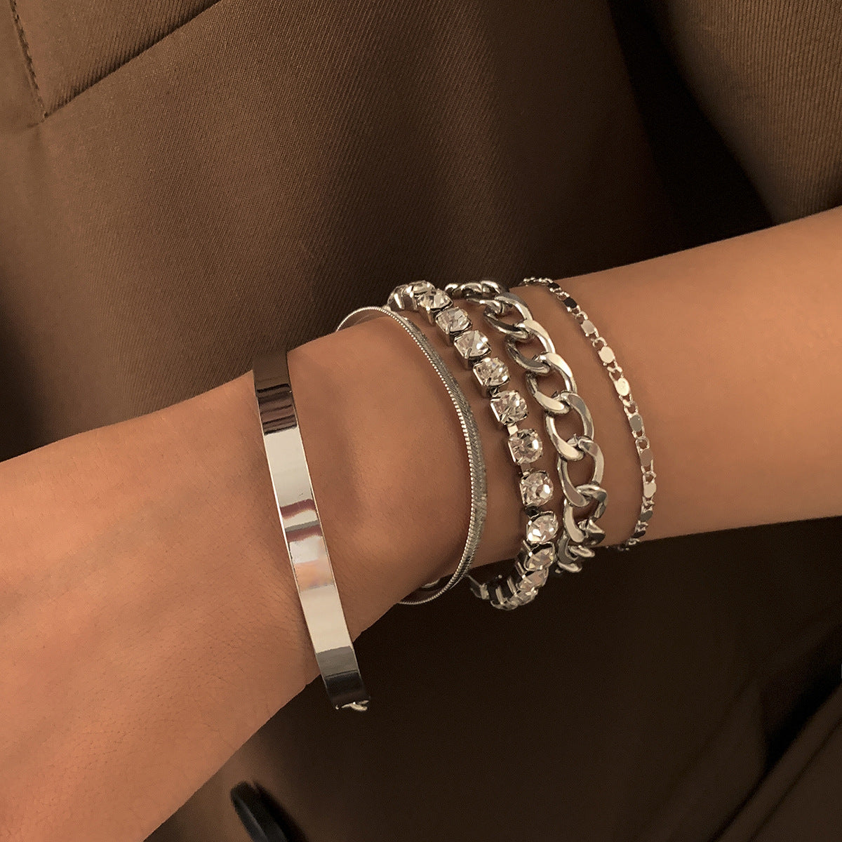 Bracelet géométrique multi-éléments, cristaux