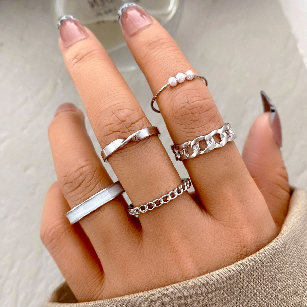 Set de 5 bagues papillon rétro, perles et zircons
