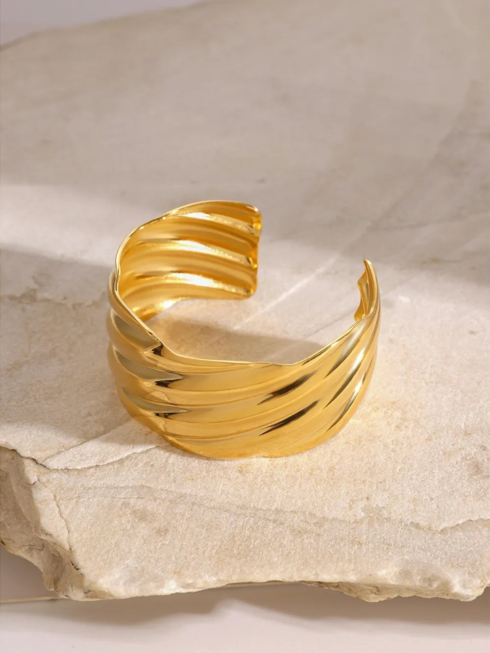 Bague ouverte, plaquée or 18 carats, acier inoxydable