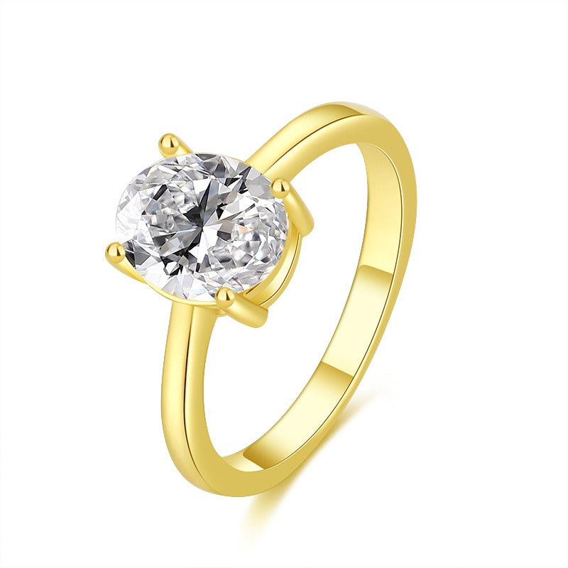 Bague moissanite taille princesse, design épuré