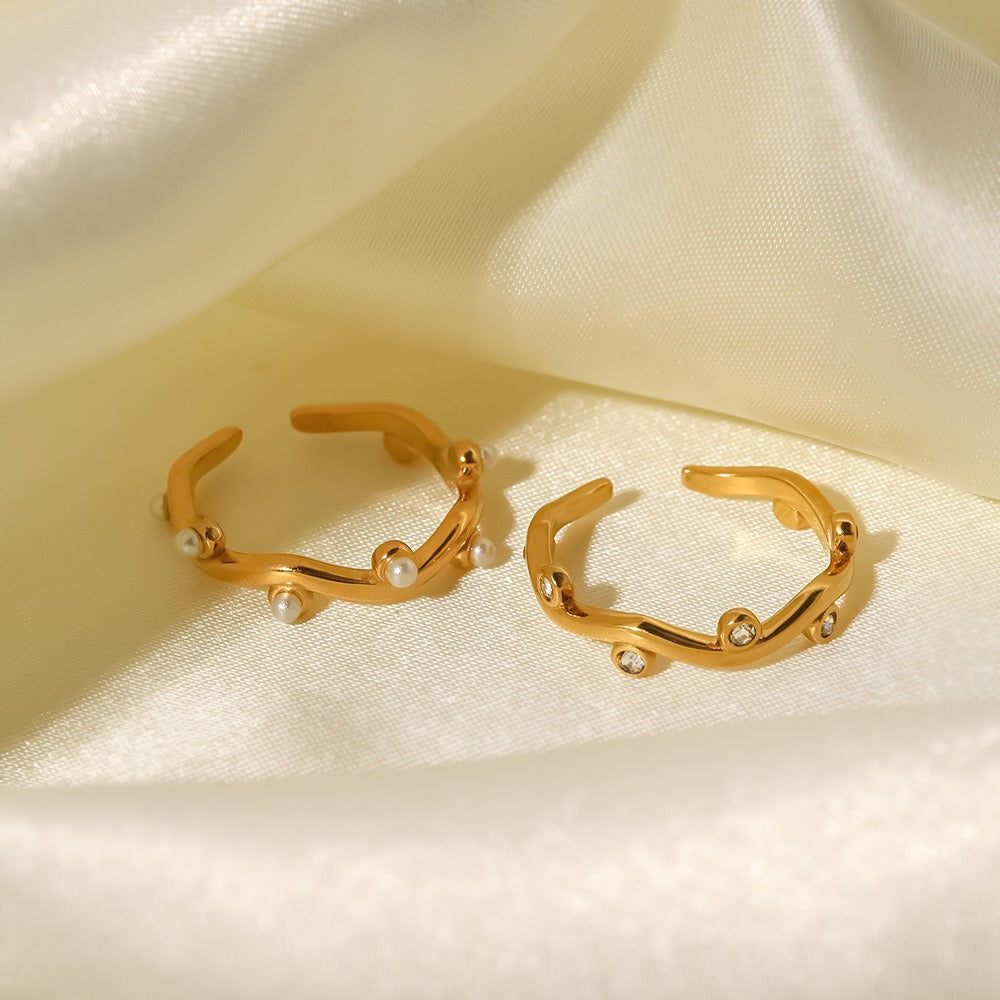 Bague ouverte perle blanche, plaqué or 18 carats