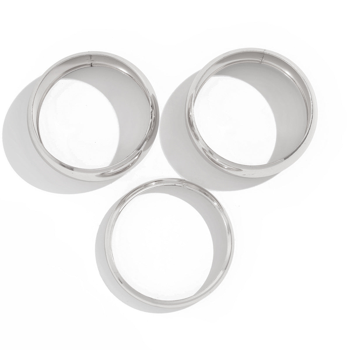 Set de bracelets empilables lisses, effet métallique