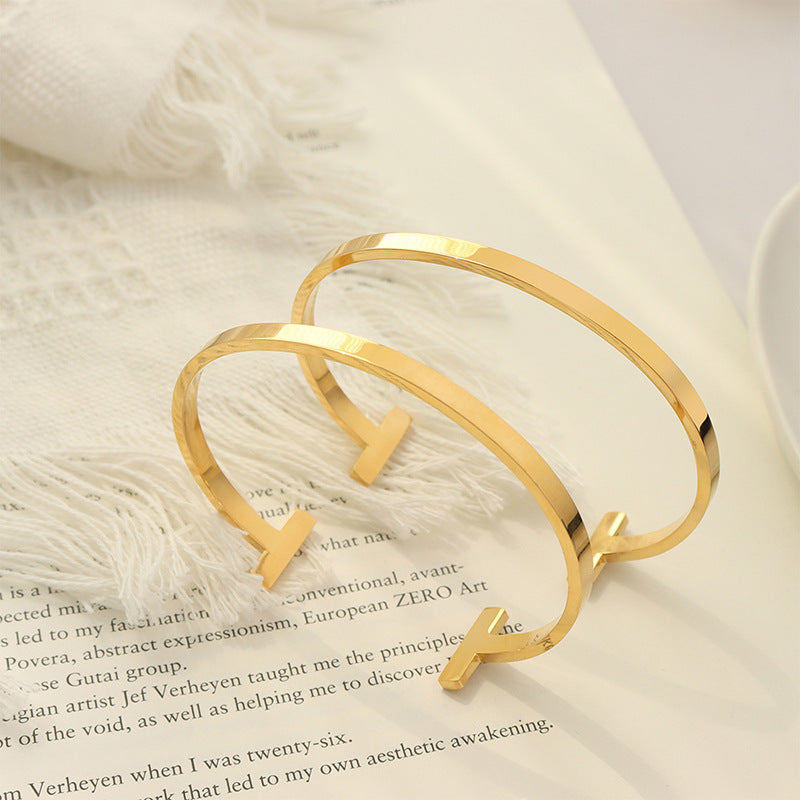 Bracelet ouvert en T géométrique, acier titane
