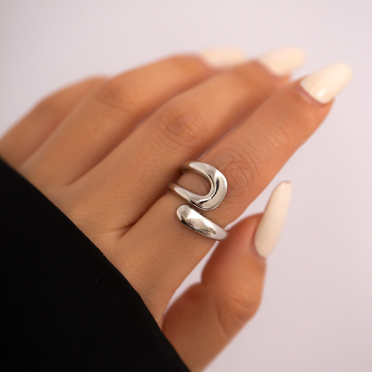 Bague ouverte géométrique futuriste, métal
