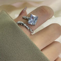 Bague ajourée géométrique zircon, argenté