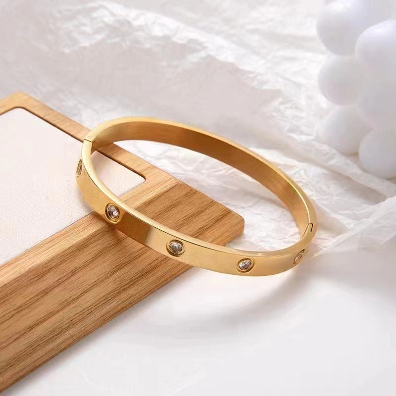 Bracelet élégant polyvalent