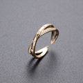 Bague ronde rétro, design épuré