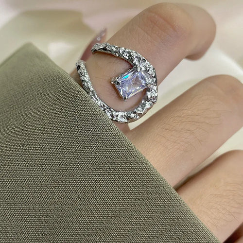 Bague ajourée géométrique zircon, argenté