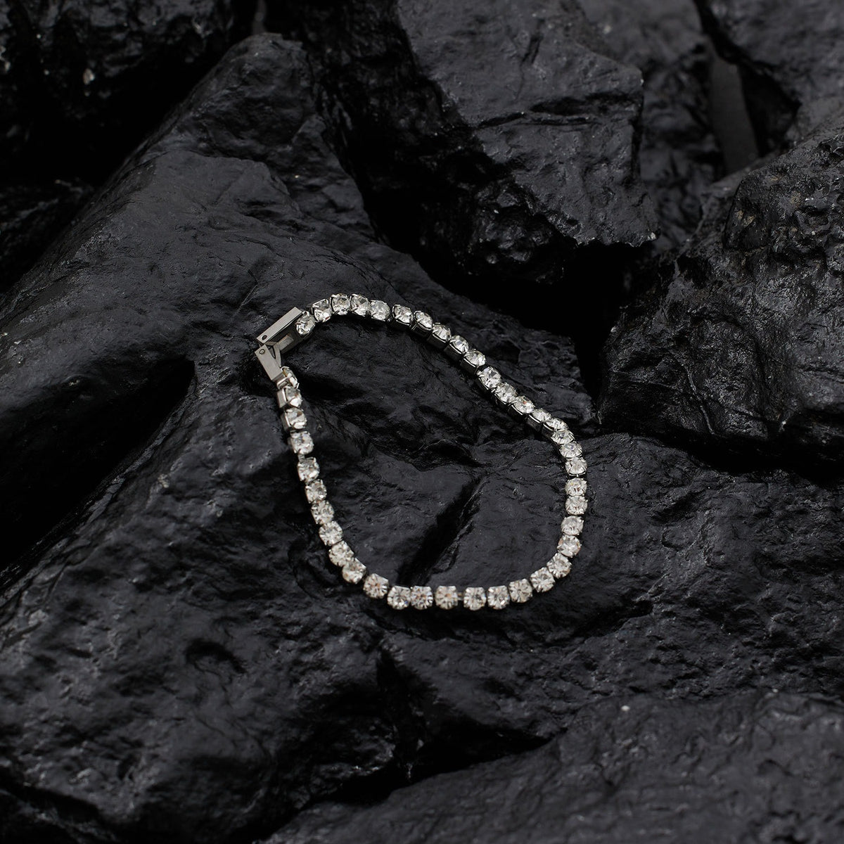 Bracelet zircon serti griffe, acier titane