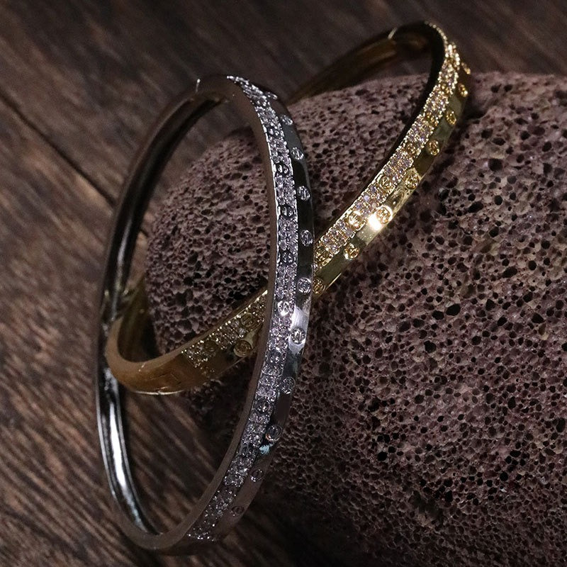 Bracelet zircon serti