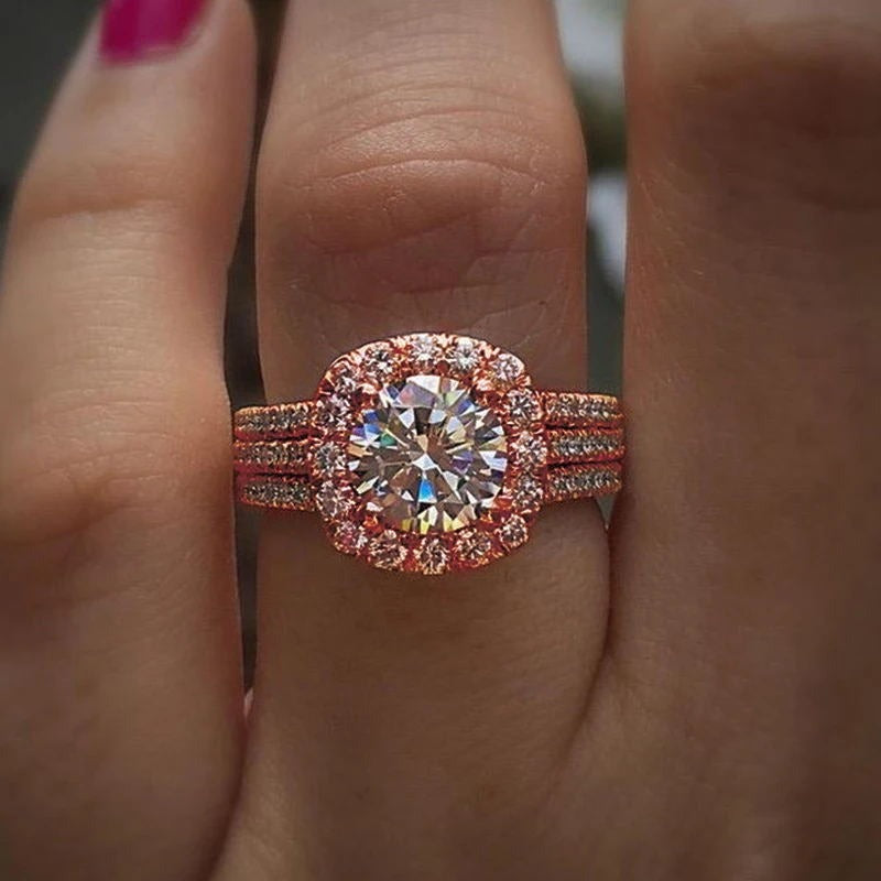 Bague de mariage sertie de zircons, cuivre
