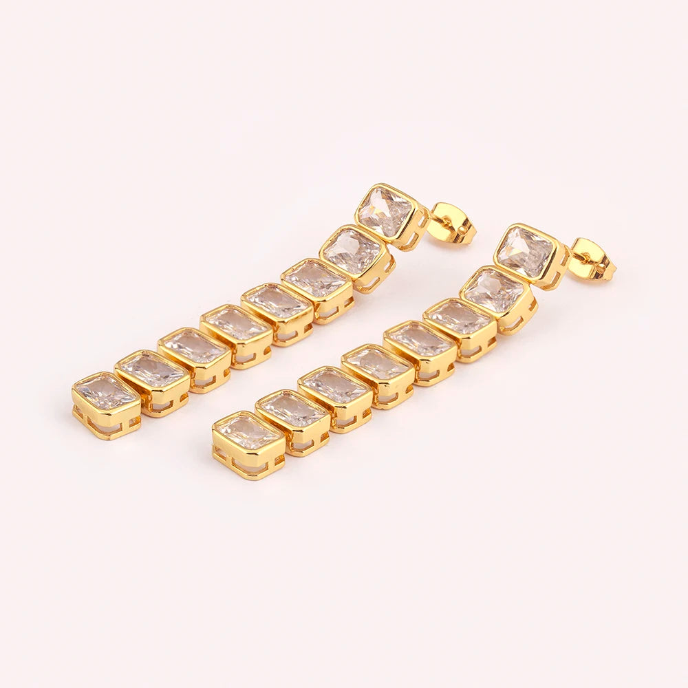 Boucles d'oreilles pendantes à pompons rectangulaires