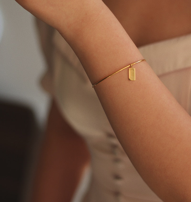 Bracelet jonc plaque porte-bonheur, acier inoxydable