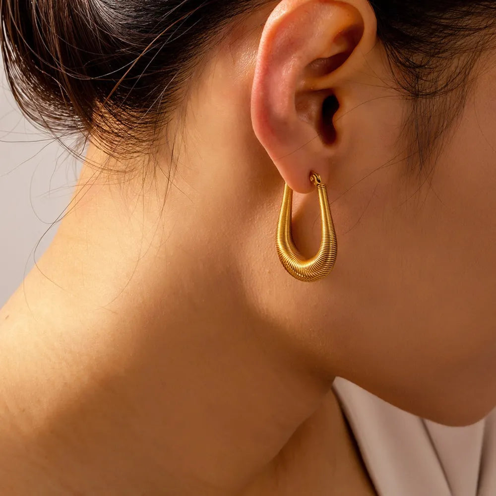 Boucles d'oreilles en U, acier titane