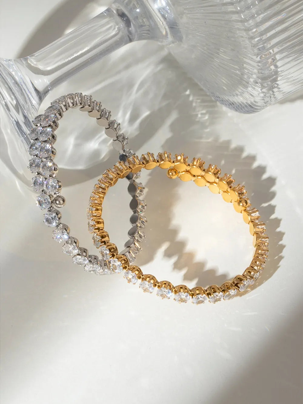 Bracelet zircon serti, acier inoxydable fin