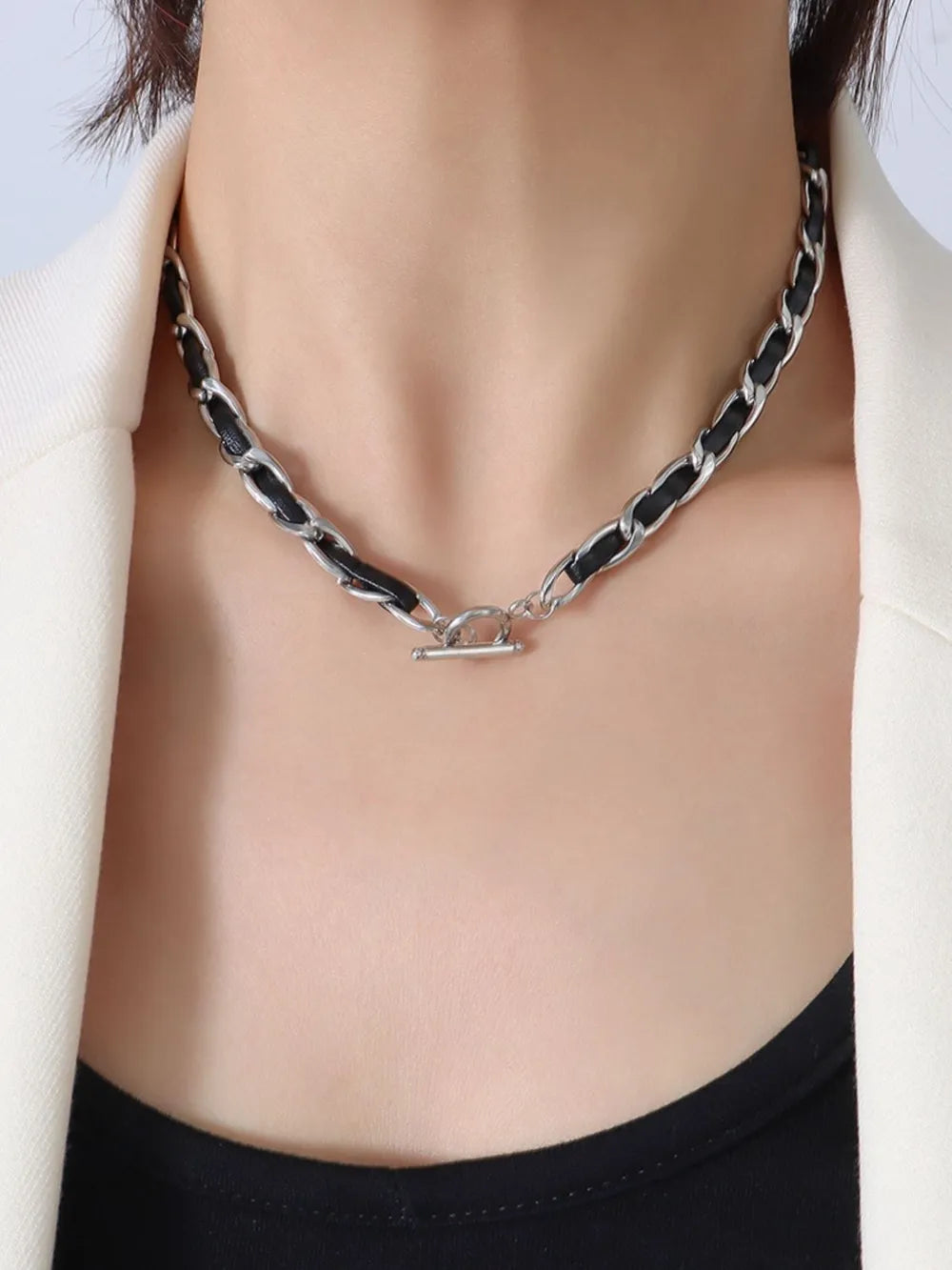 Collier chaîne cordon cuir, style hip-hop