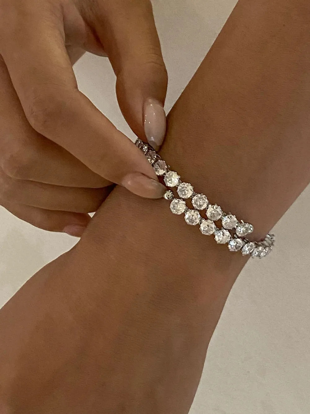 Bracelet zircon serti, acier inoxydable fin