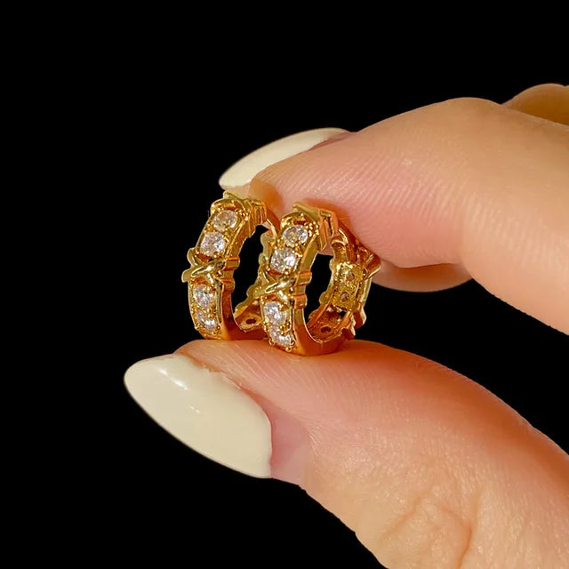 Créoles vintage zircon en croix, style coréen