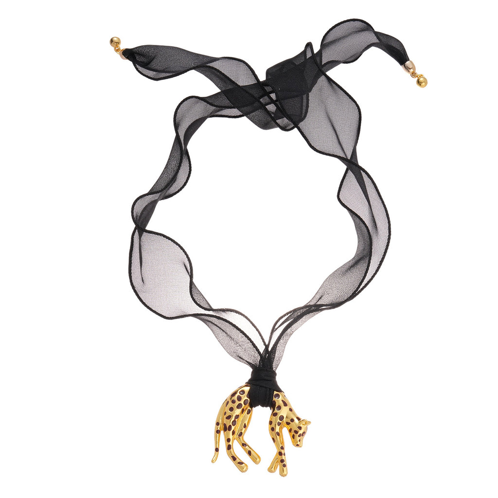 Collier pendentif léopard émaillé, maille